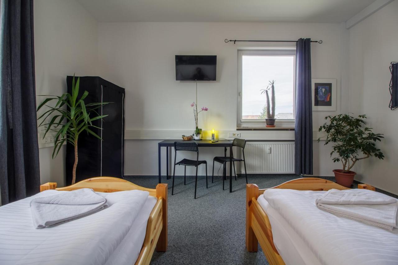 Room 1 / Room 2 Karlsruhe Exteriör bild