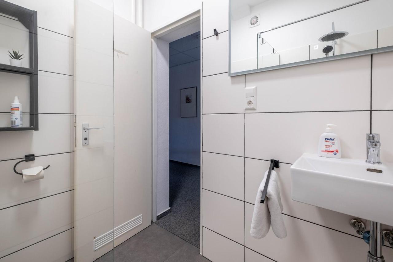 Room 1 / Room 2 Karlsruhe Exteriör bild